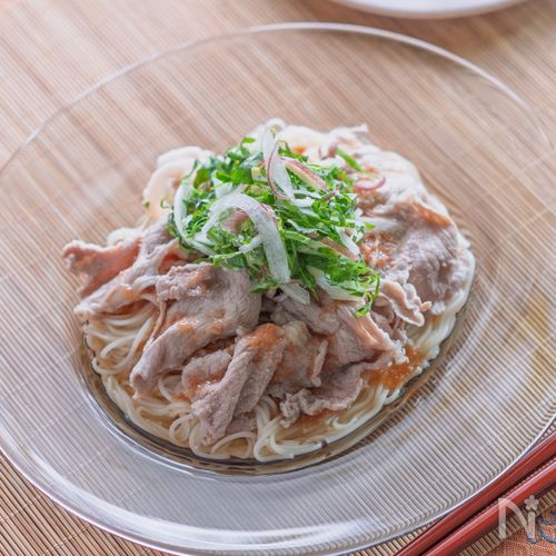つゆが絶品♪【トマトつゆの豚しゃぶそうめん】