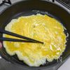 ご飯にあう味「豚こま切肉とネギたっぷりの卵炒め」の工程2