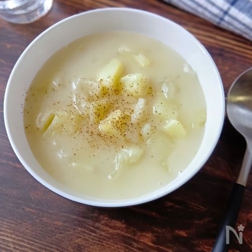 【じゃがいもと玉ねぎのシチュー】パパッと作れ、食べきりサイズ