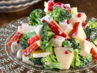 風邪対策＆腸活にも【りんごとささみのヨーグルトサラダ】