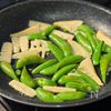 【豚肉と春野菜のオイスターソース炒め】ご飯がすすむ春おかず♪の工程1