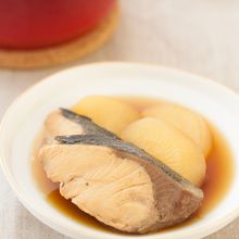 STAUBでぶり大根