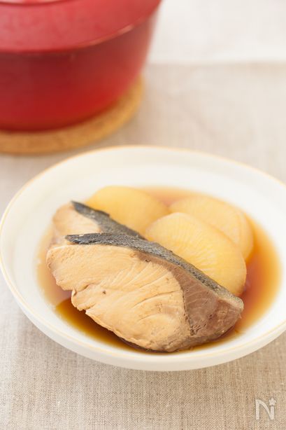 STAUBでぶり大根