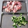 鶏肉ときゅうりの塩レモンソテーの工程1