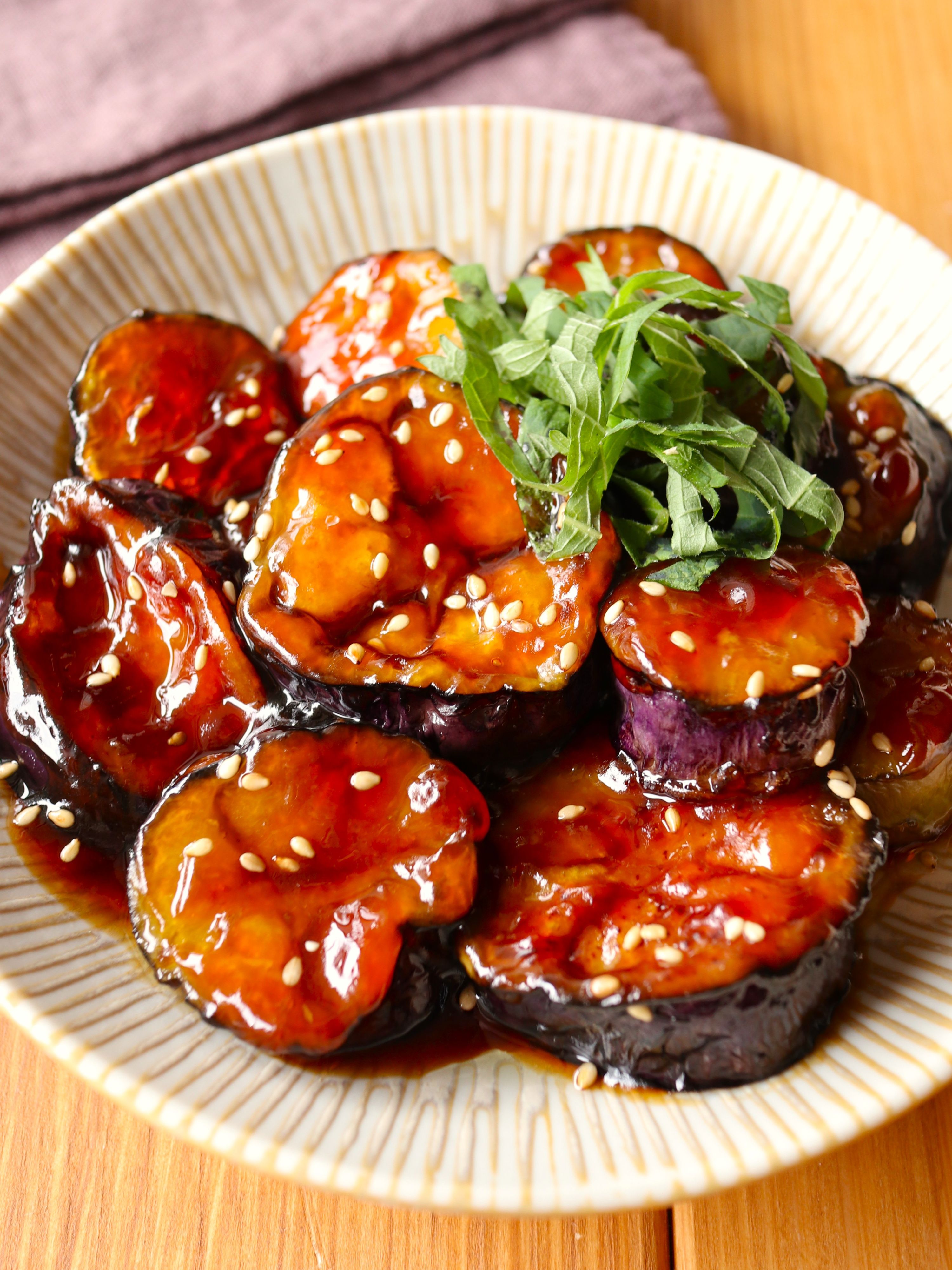 ワンパン10分！【とろ旨♩なすの甘辛照り焼き】ご飯すすむ！ | レシピ