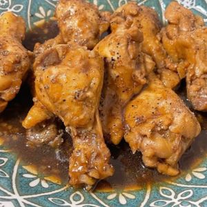 ゆずぽんずの作ってみた!投稿(【ご飯もお酒も進む♪】手羽元の黒胡椒×にんにく煮)