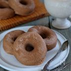 砂糖・乳不使用！レンジで3分！【プロテインチョコドーナツ】