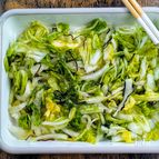 【白菜の即席柚子胡椒漬け】切って和えるだけ！あとを引く🥢