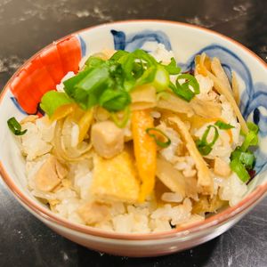 tAnAkoの作ってみた!投稿(鶏ごぼう飯【炒めて混ぜるだけ】)