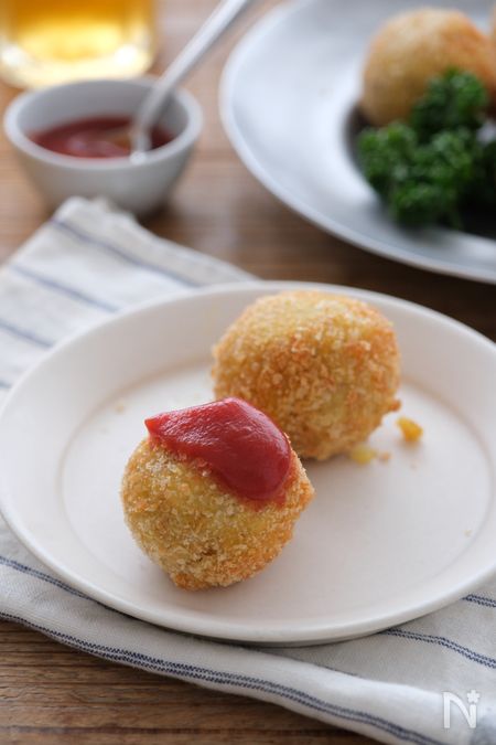 ひよこ豆のミニチーズカレーコロッケ