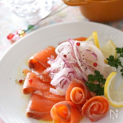 オニオンスライス塩レモンマリネ