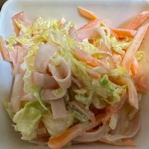 おゆころの作ってみた!投稿(【秒でなくなる副菜】野菜が余ってたらコレ！絶品コールスロー)