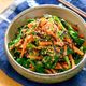 【ほうれん草とニンジンの麺つゆ胡麻ドレ和え】栄養満点副菜