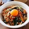 ワンパン10分☆『彩り野菜の甘辛ビビンバ丼』辛くない♪