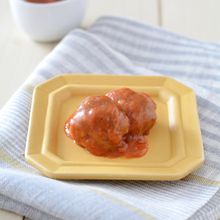 トマトソースひと口ハンバーグ