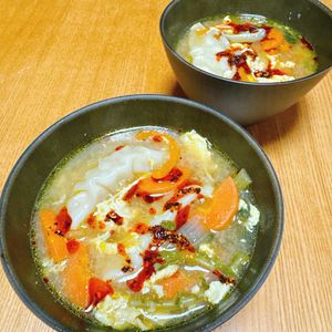 naoの作ってみた!投稿(【具沢山餃子スープ】忙しい日の救世主！満腹時短スープ♪)