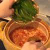 卵白消費にも♪【ニラと卵白のトマトスープ】の工程2