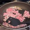 冷たい麺と熱々肉味噌が美味しい！夏に食べたい炸醤麺！！の工程2