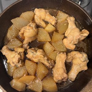 おかか昆布🍙の作ってみた!投稿(【じゅわっとやわらか♡手羽元と大根の煮物】時短にしみしみ♡)
