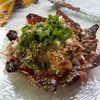 ドレッシングが美味！カツオと新玉ねぎのカルパッチョの工程1