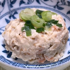 キャピタンの作ってみた!投稿(レンジで完成！ねっとり美味しい♡里芋の梅マヨサラダ)