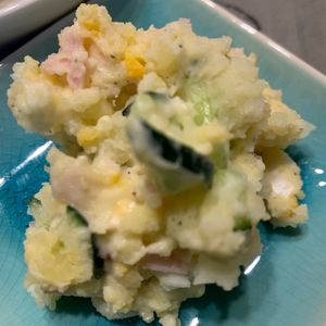 ぐ〜たら子の作ってみた!投稿(きゅうりゴロゴロポテトサラダ)