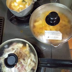 ジョニジョニの作ってみた!投稿(【豆腐ときのこのお味噌汁】ごま油で炒めたきのこで風味UP！)