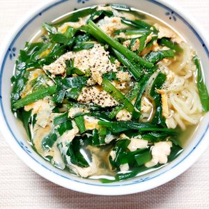 よっこの作ってみた!投稿(にら玉ラーメン)