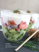 アボカドとサーモンのビューティーカップ