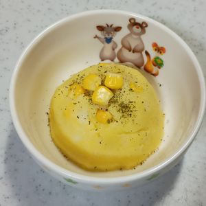 ひろりぃの作ってみた!投稿(この手があったか！コーンスープの素で簡単「コンポタポテサラ」)