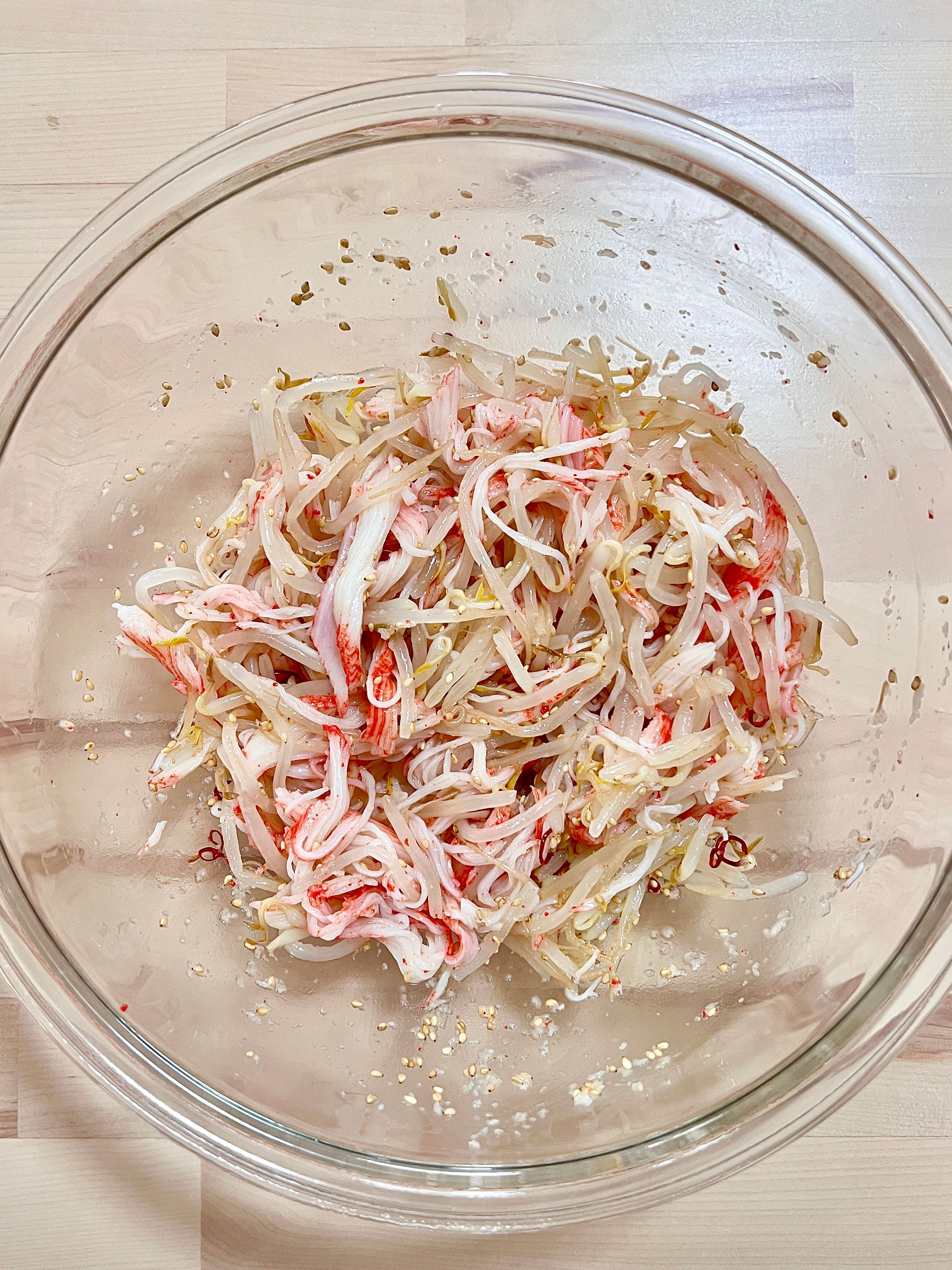 包丁不要／レンチン4分【もやしとカニカマのピリ辛ナムル】 | レシピ