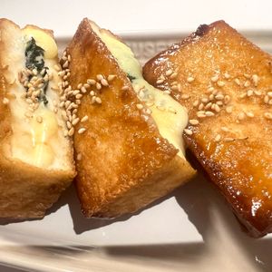 しーちゃんの作ってみた!投稿(【梅しそチーズ甘辛厚揚げ】10おつまみ♡絶妙な組み合わせ♪)