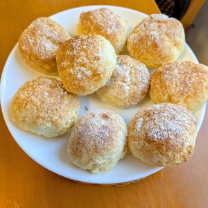 ゆきまる🐬🫧の作ってみた!投稿(材料はたったの３個でOK♪ちぎりパン風ケーキ)