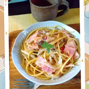 チョロリスの作ってみた!投稿(【きのことベーコンの醤油ペペロン】パパッと完成！簡単パスタ♪)