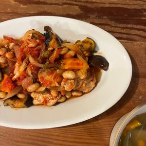 キウイの作ってみた!投稿(【鶏肉のトマト煮込み】簡単!濃厚トマトソースが絶品♩)