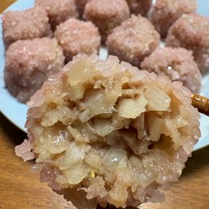とんとんすととんの作ってみた!投稿([焼売] フライパンで簡単･たっぷり玉ねぎの肉シュウマイ)