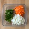 【給食チャプチェ】重ねてほったらかし♪子どもの胃袋掴んだ！の下準備