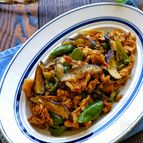 レンジで簡単！なすとピーマンと豚こまのカレー炒め風