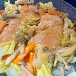 ほっぺすりすりの作ってみた!投稿(【鮭のちゃんちゃん焼き】旨味たっぷり)