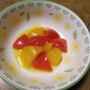 ももの作ってみた!投稿(【レンジで簡単♪パプリカのマリネ】食卓を彩るスピード副菜)