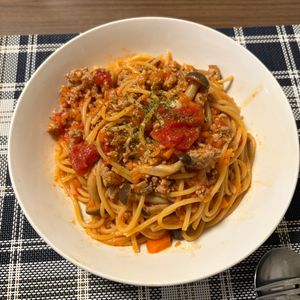 りっぺの作ってみた!投稿(【ボロネーゼ風♡ひき肉のトマトパスタ】ワンパン&包丁不要♡)