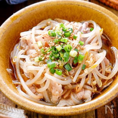 【豚バラもやしのにんにくポン酢】レンジで完成♡簡単2ステップ