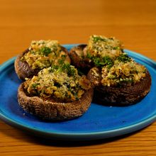 肉厚が美味しい!椎茸のエスカルゴバター風