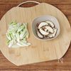 ふわっと柔らか♪ごろごろ鶏団子のネギ塩スープの工程1