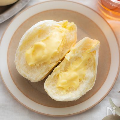 クリームたっぷり！ひんやりクリームパン