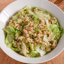 やみつき！納豆とレタスのチャーハン
