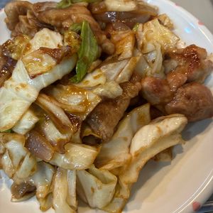 yu-mingの作ってみた!投稿(行列の定食屋さんの🍚ぶっ濃い鶏トンテキ野菜炒め定食🤩)