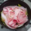 ストウブ鍋で白菜と豚肉のコトコト煮の工程1
