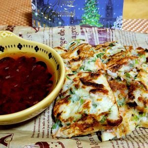 ヴェルの作ってみた!投稿(【ねぎだくちくわチヂミ】つまみ食いが止まらない)