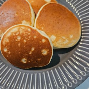 758の作ってみた!投稿(米粉のふわもち♡蜂蜜パンケーキ)
